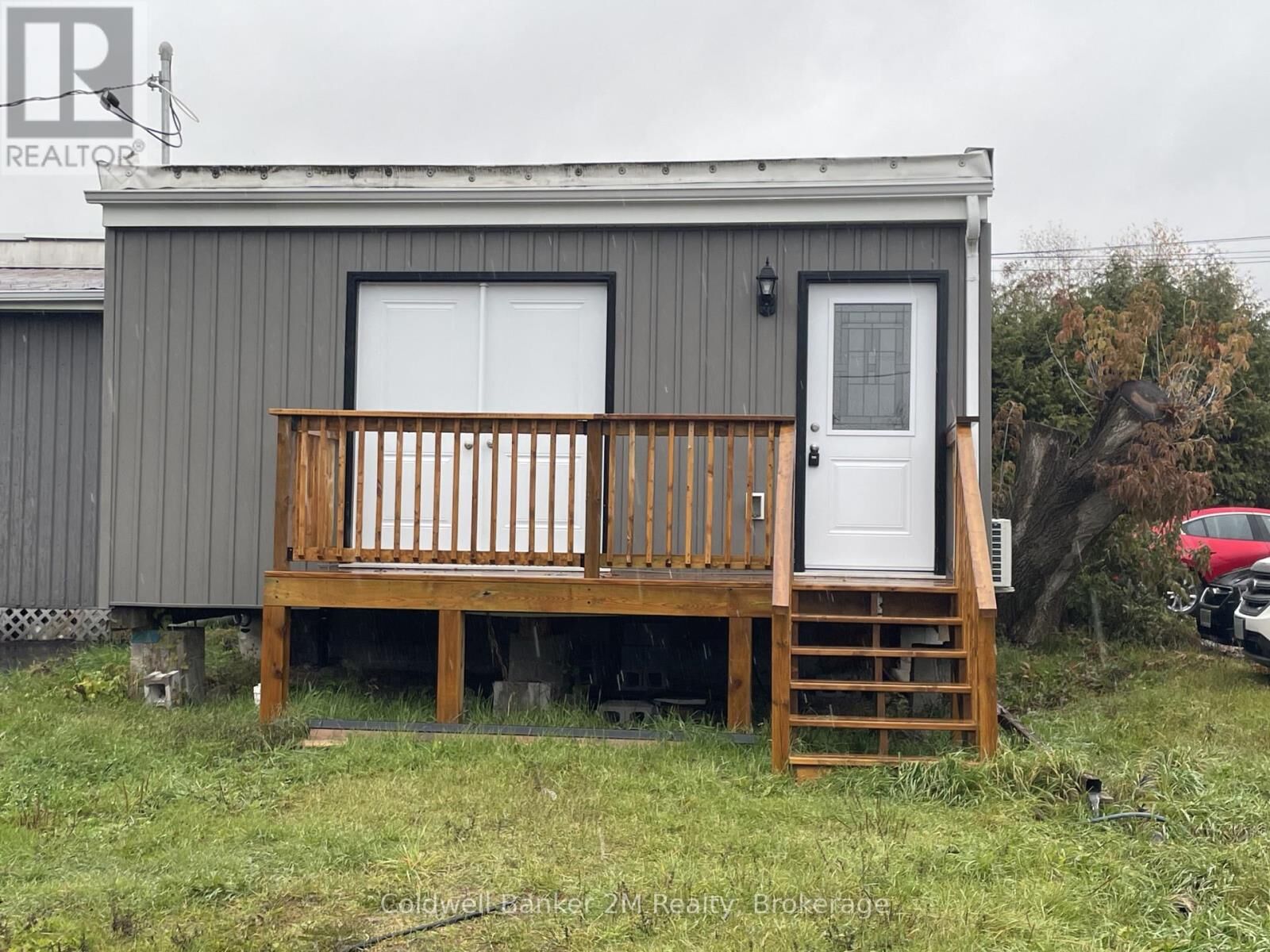 Property Photo:  101 Bobcaygeon Road 4  ON K0M 2K0 