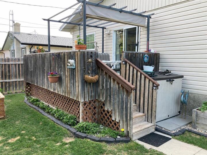 Property Photo:  145 Fifth Street South  MB R0E 0C0 
