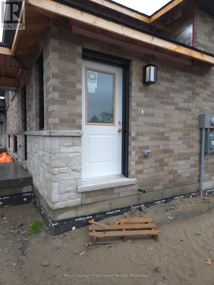 Property Photo:  90 Lywood Street Lower  ON K0K 1K0 