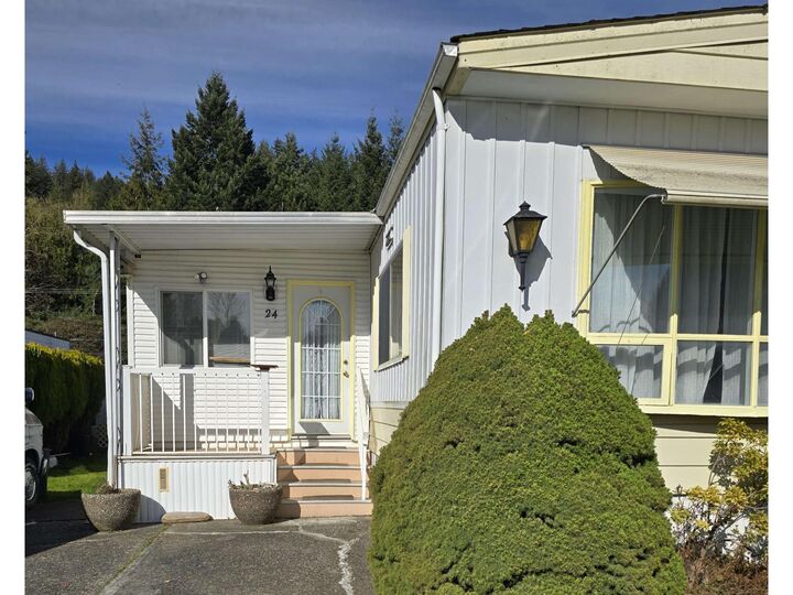 Property Photo:  46484 Chilliwack Lake Road 24  BC V2R 3R7 