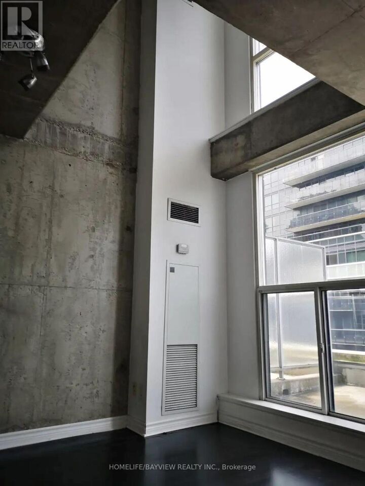 Property Photo:  1029 King Street West 1019  ON M6K 3M9 