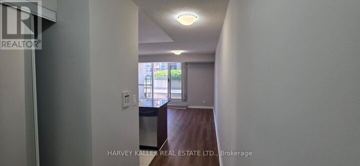 Property Photo:  5793 Yonge Street 505  ON M2M 0A9 