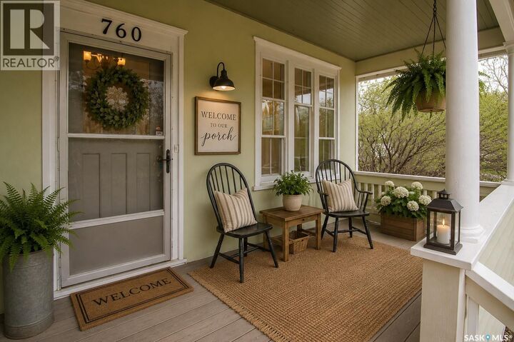 Property Photo:  760 James Street N  SK S0G 3C0 