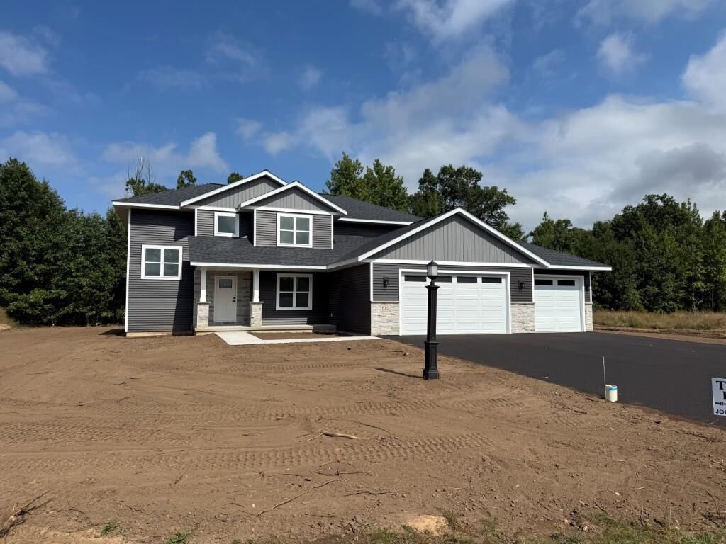 Property Photo: 570 Amberwood Way WI 54467
