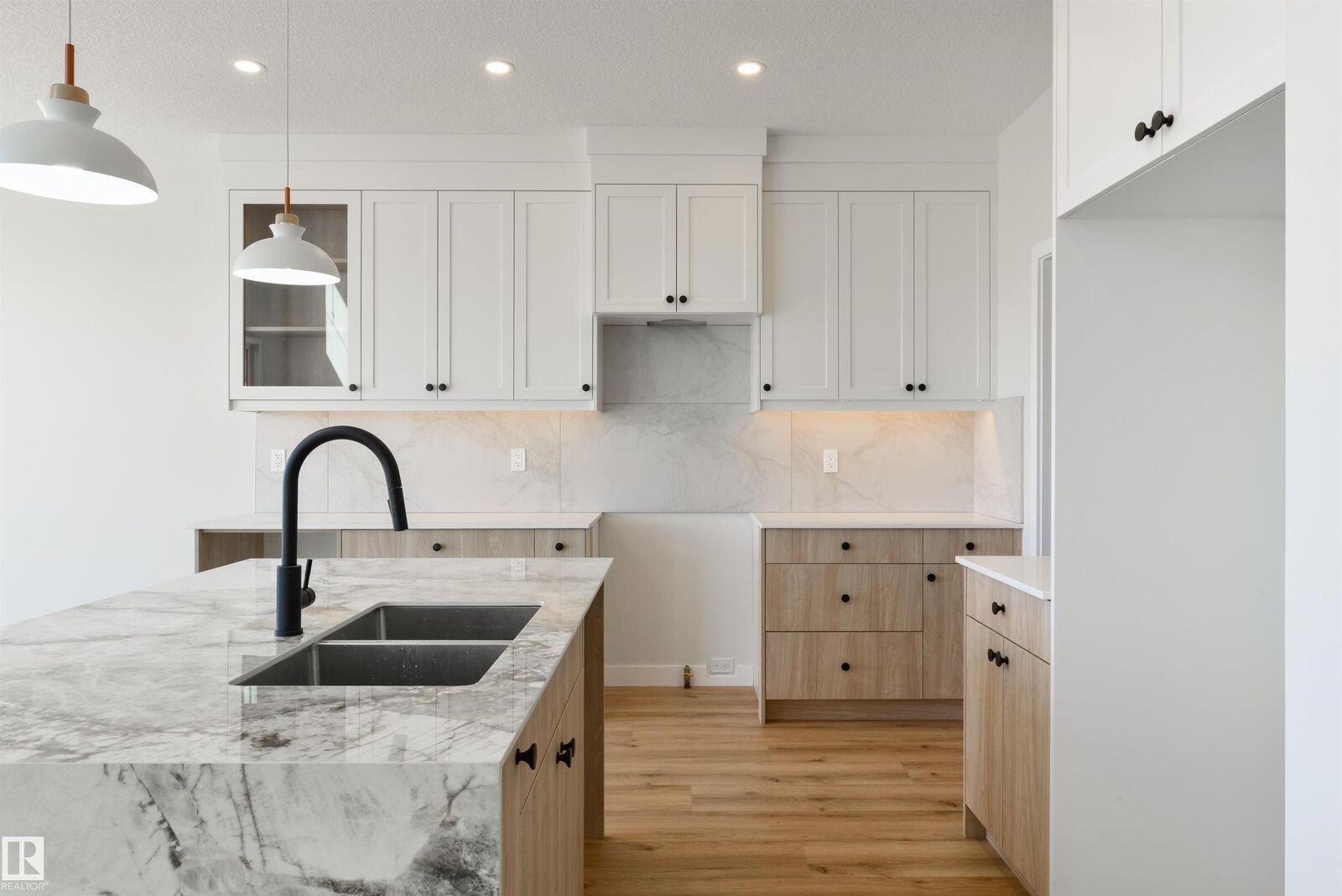Property Photo:  1443 Osprey Crest NW  AB T5S 0H7 