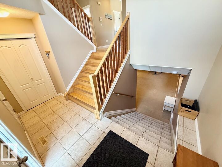Property Photo:  4503 Spruce Avenue  AB T0A 0M0 