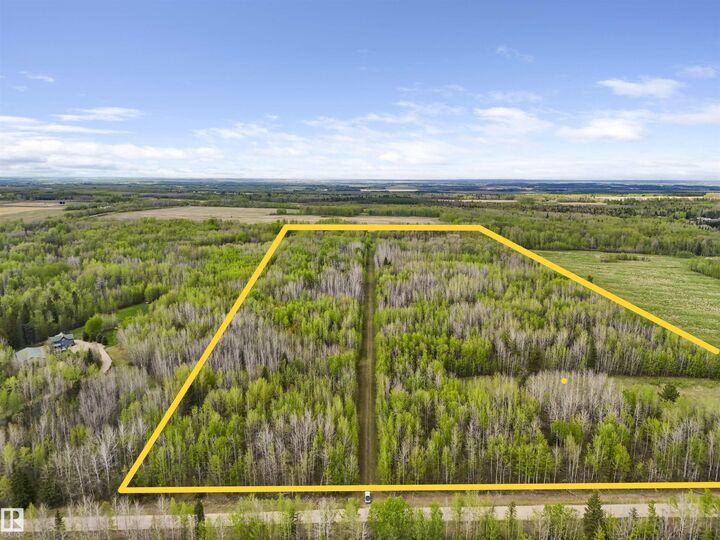 Photo de la propriété:  On Twp 474 West Of RR 23  AB T0C 2T0 