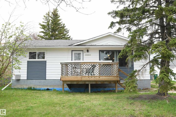 30 Prince Drive — photo 1