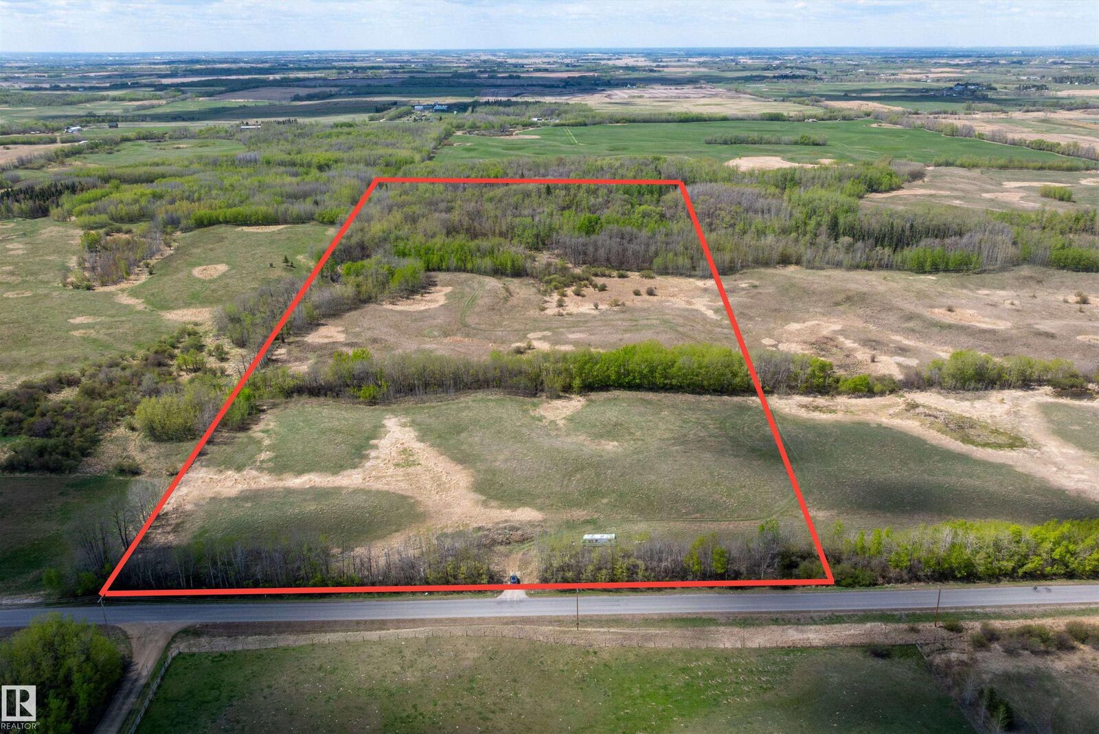 Property Photo: Twp Road 512 Range Road 231 AB T8B 1K5