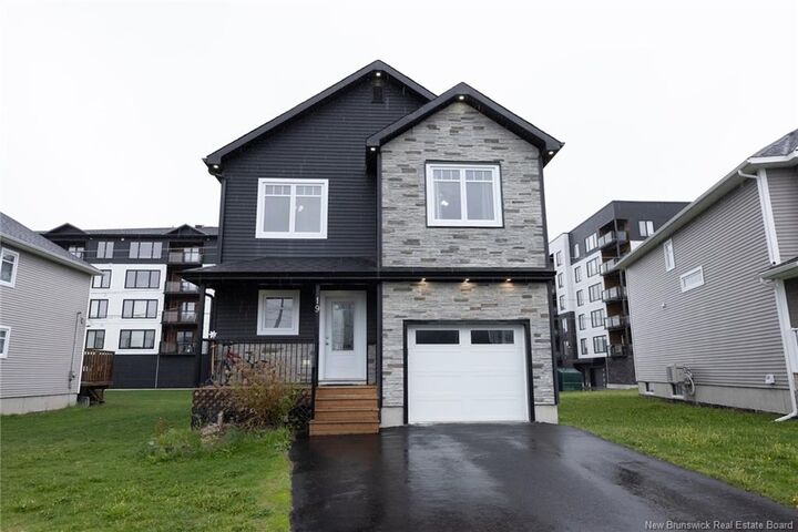 Property Photo:  19 Lorilynn Crescent  NB E3C 0P3 