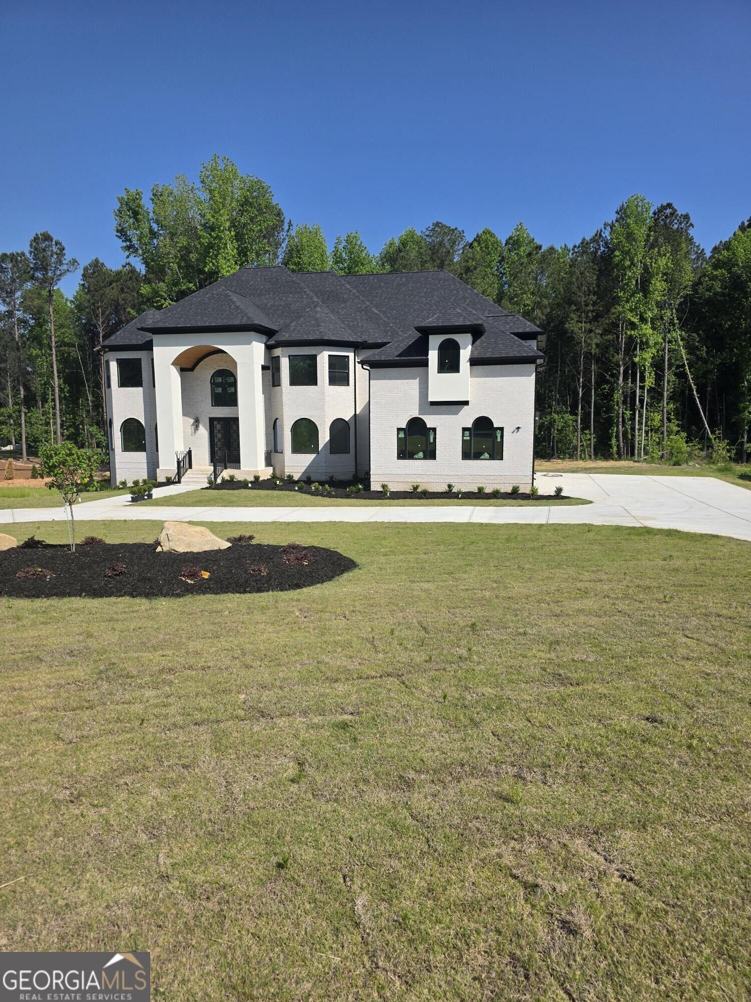 Property Photo:  210 Waltham Way  GA 30214 