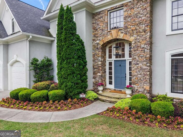 Property Photo:  105 Crestwicke Trace  GA 30319 