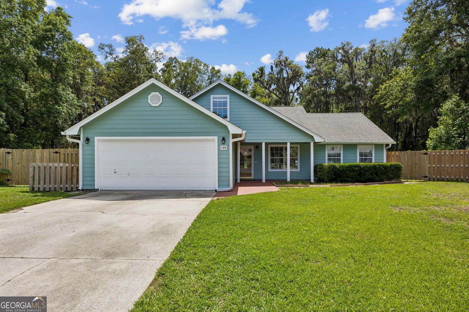 Property Photo:  105 Summer Drive  GA 31558 