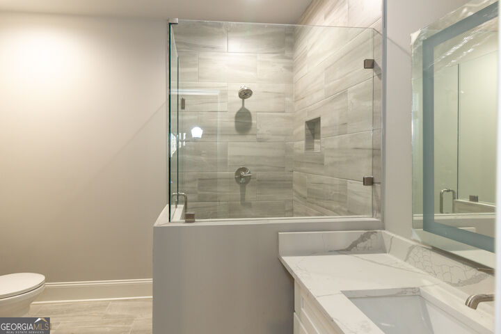 Property Photo: 230 Waltham Way GA 30214