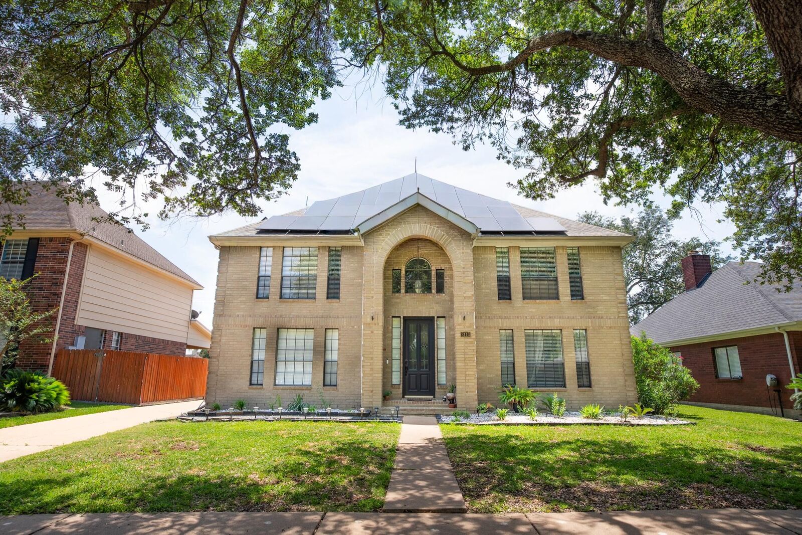 Property Photo: 2113 Spinnaker Drive TX 77573