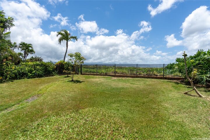 Property Photo:  94-1047 Kapehu Street  HI 96797 