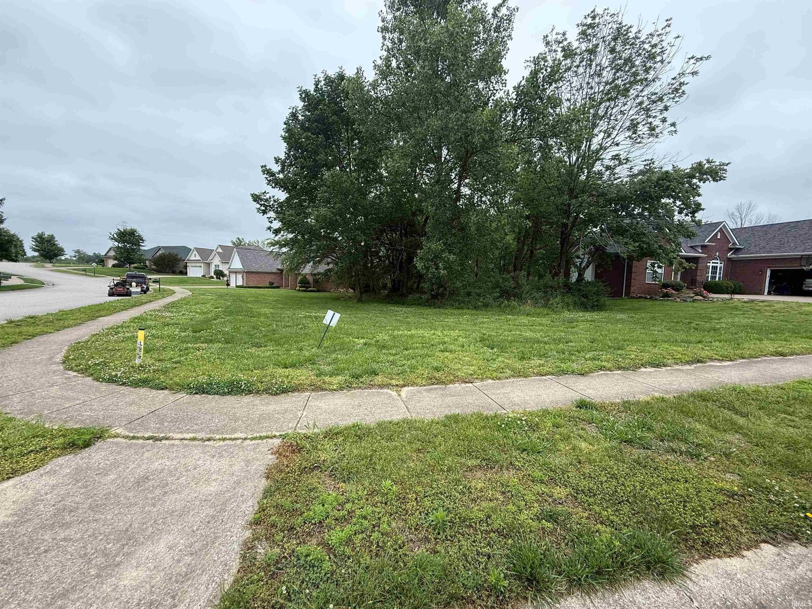 Property Photo: 188 Quail Crossing IN 47601