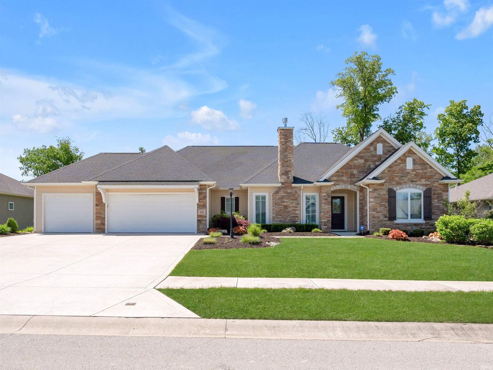 Property Photo:  252 Elderwood Court  IN 46845 
