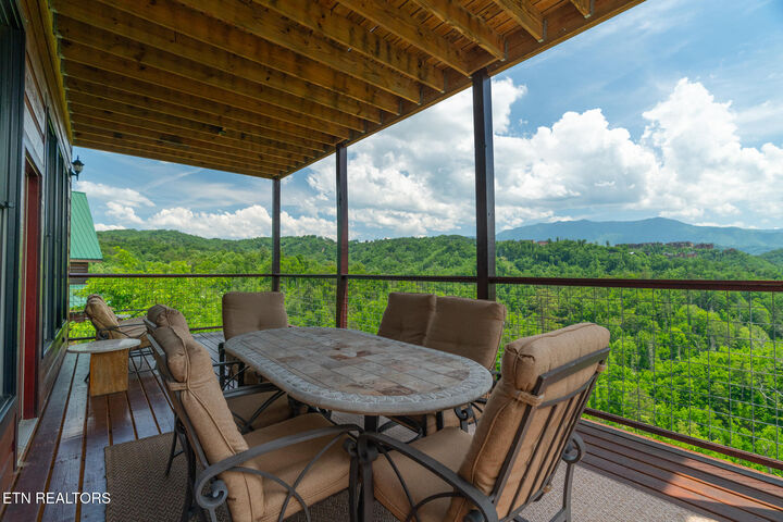 Property Photo: 1252 Annes Rd TN 37738
