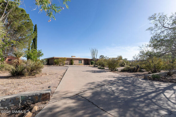 Property Photo:  1480 Vista Del Valle  NM 88007 