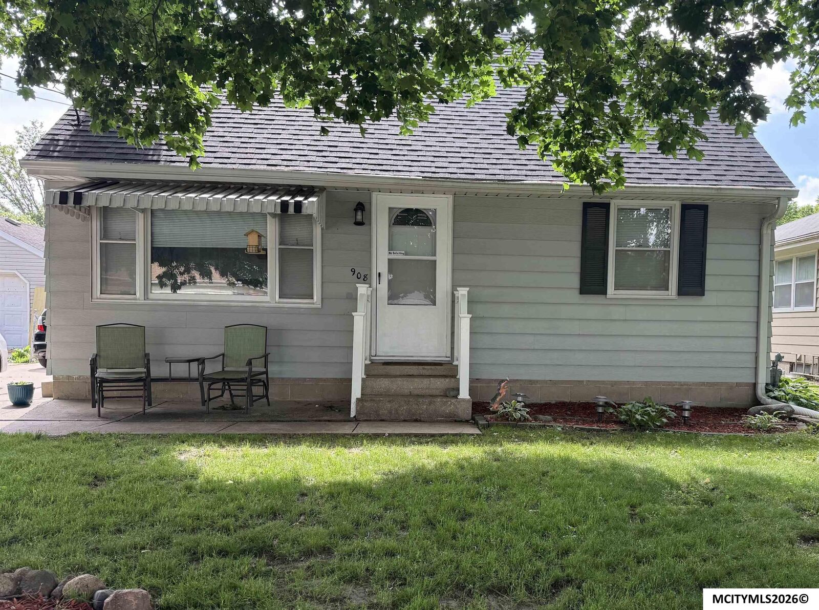 Property Photo: 908 S Virginia IA 50401