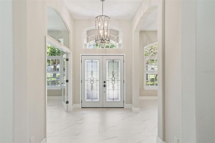 Property Photo:  2230 Ridgewind Way  FL 34786 