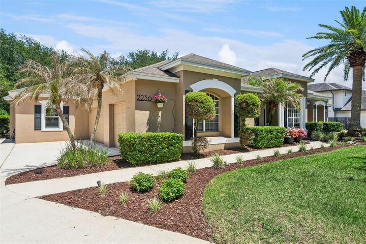 Property Photo:  2230 Ridgewind Way  FL 34786 