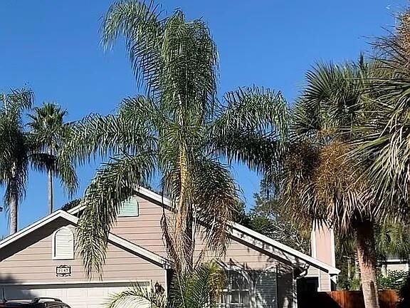 Property Photo:  1043 Seabreeze Avenue  FL 32250 