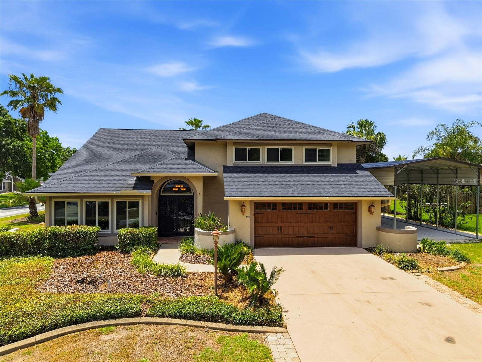 Property Photo: 2715 Mock Orange Court FL 33594