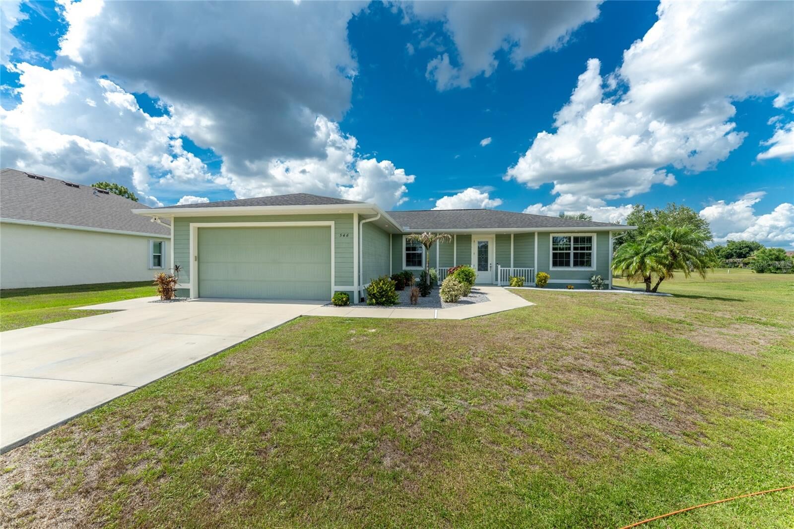 Property Photo: 546 Santiguay Street FL 33983