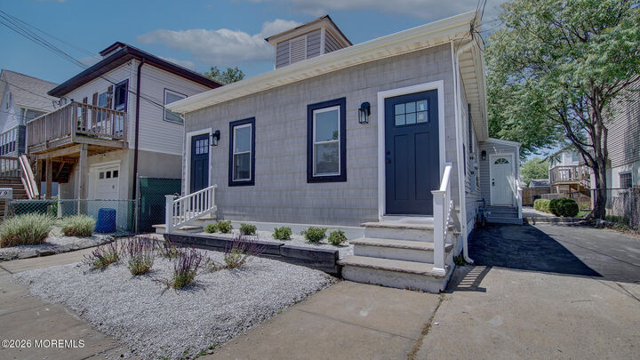 Property Photo:  19 Bayview Avenue  NJ 07734 