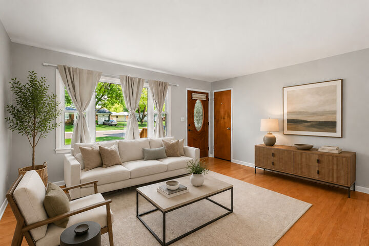 Property Photo: 1732 Roanoak Avenue IL 60506