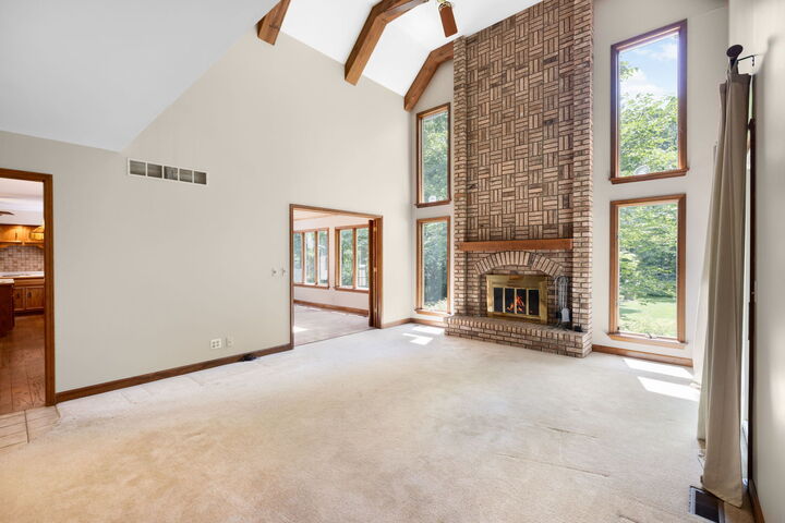 Property Photo: 37W305 Crane Road IL 60175