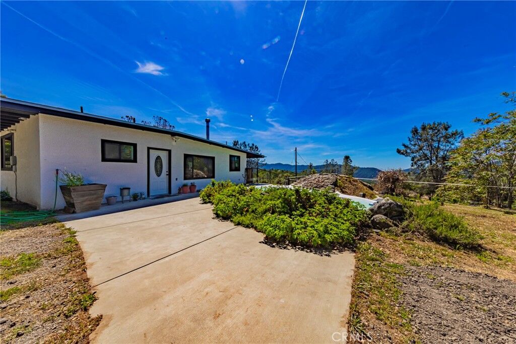 Property Photo:  43980 Highway 49  CA 93601 