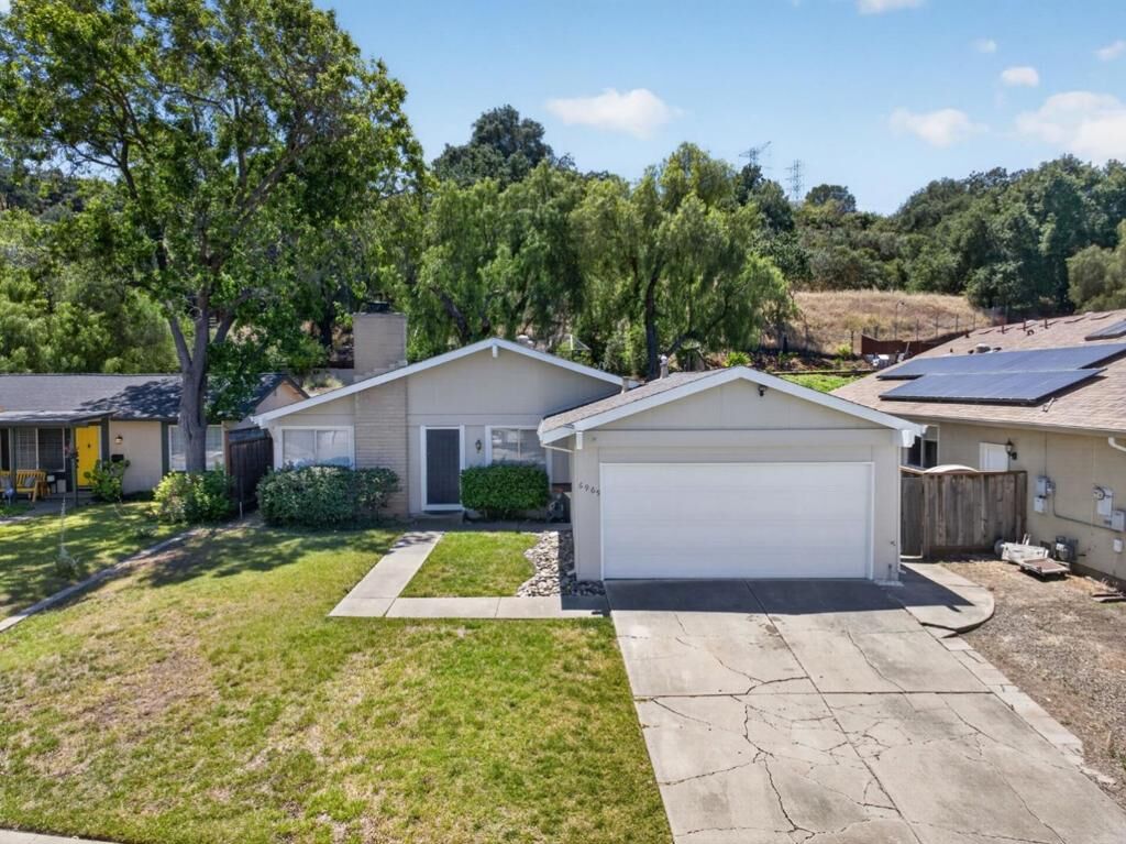 Property Photo:  6969 Heaton Moor Drive  CA 95119 