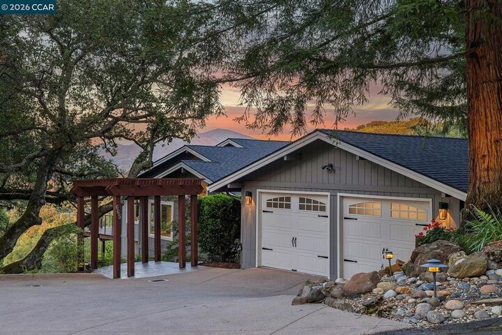 Property Photo:  665 Sky Hy Cir  CA 94549 