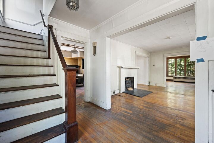Property Photo:  28 William Street  ME 04401 