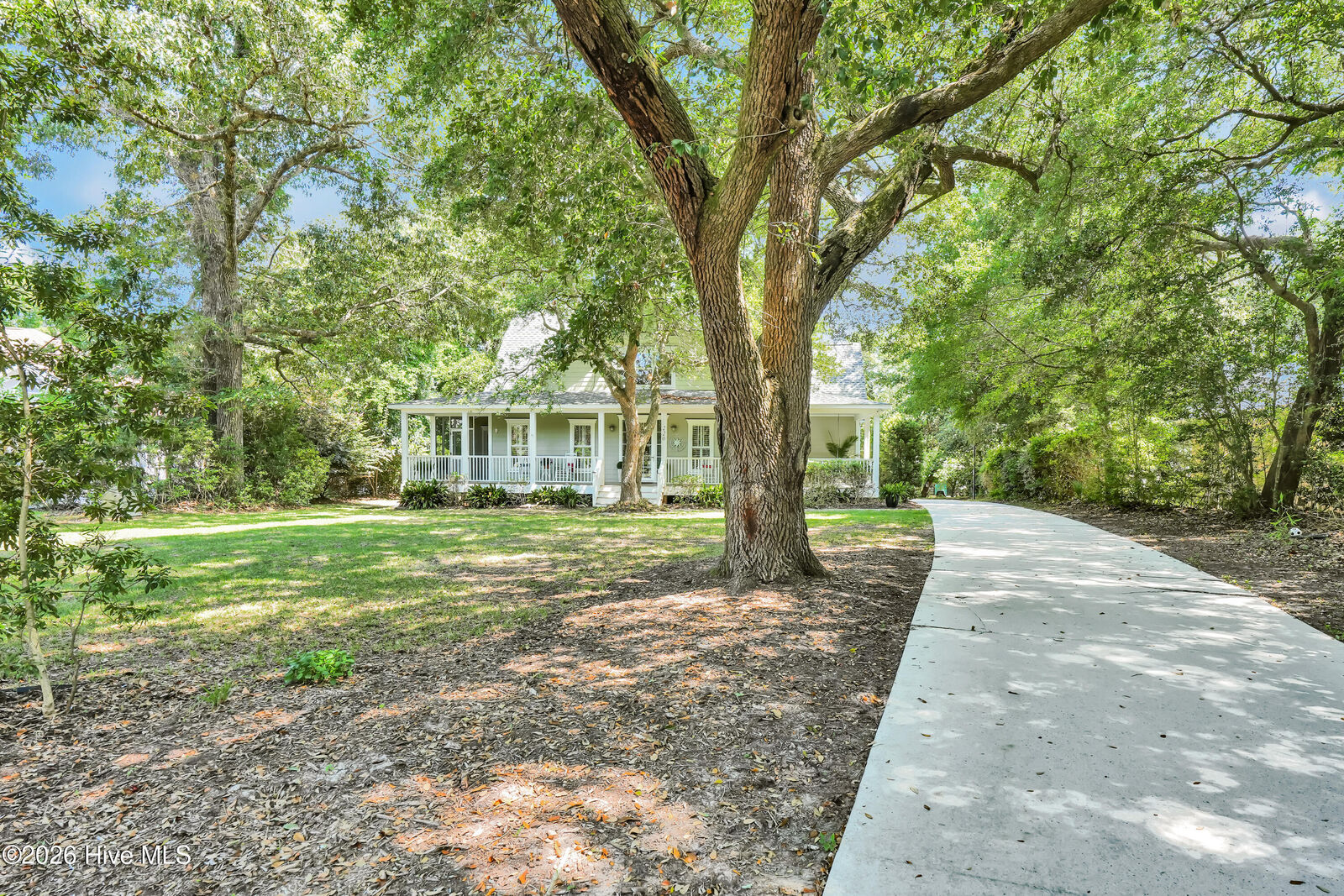 Property Photo:  220 Shearwater Drive  NC 28443 