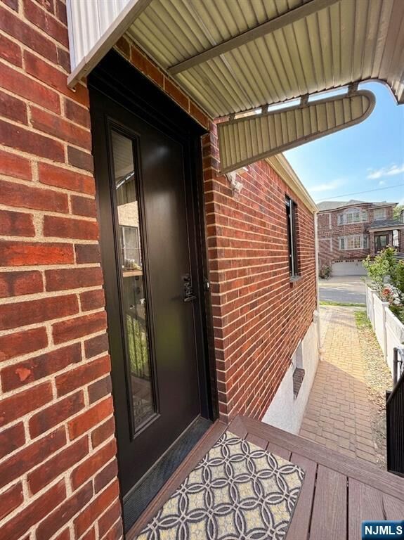 Property Photo:  2278 Center Avenue 2nd Floor  NJ 07024 