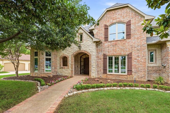Property Photo:  5100 Clear Creek Drive  TX 75022 