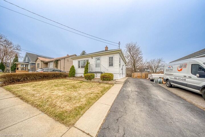 Property Photo: 22 David Avenue ON L9A 3V1