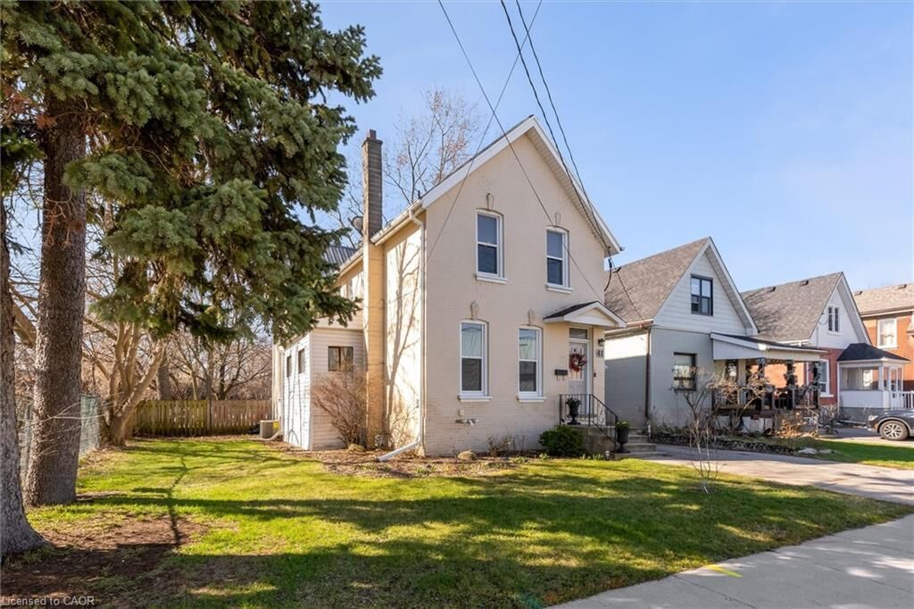 Property Photo: 41 Elgin Street ON N3R 1E5