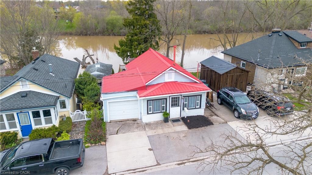 Property Photo: 68 Riverside Drive ON L3C 5E2
