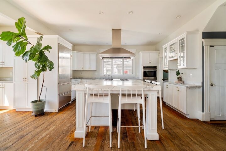 Property Photo:  70 Oxford St  MA 02143 