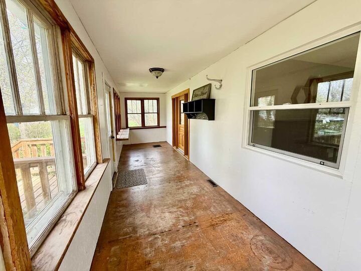 Property Photo:  5127 47 Street  AB T0B 3S0 