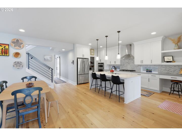 Property Photo:  6436 NE 31st Ave  OR 97211 
