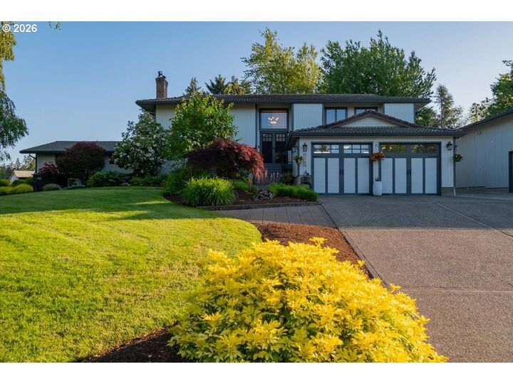 Property Photo: 24752 NE Prairie View Dr OR 97002