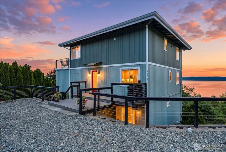 Property Photo:  5802  Upland Terrace NE  WA 98422 