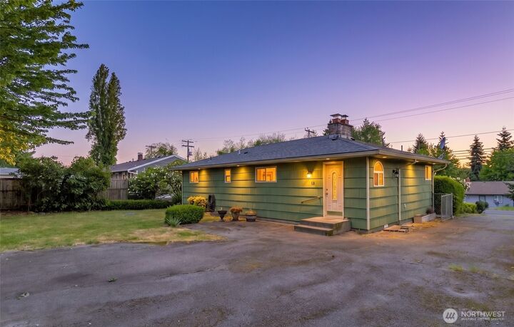 Property Photo: 3418 Petersville Road NE WA 98310