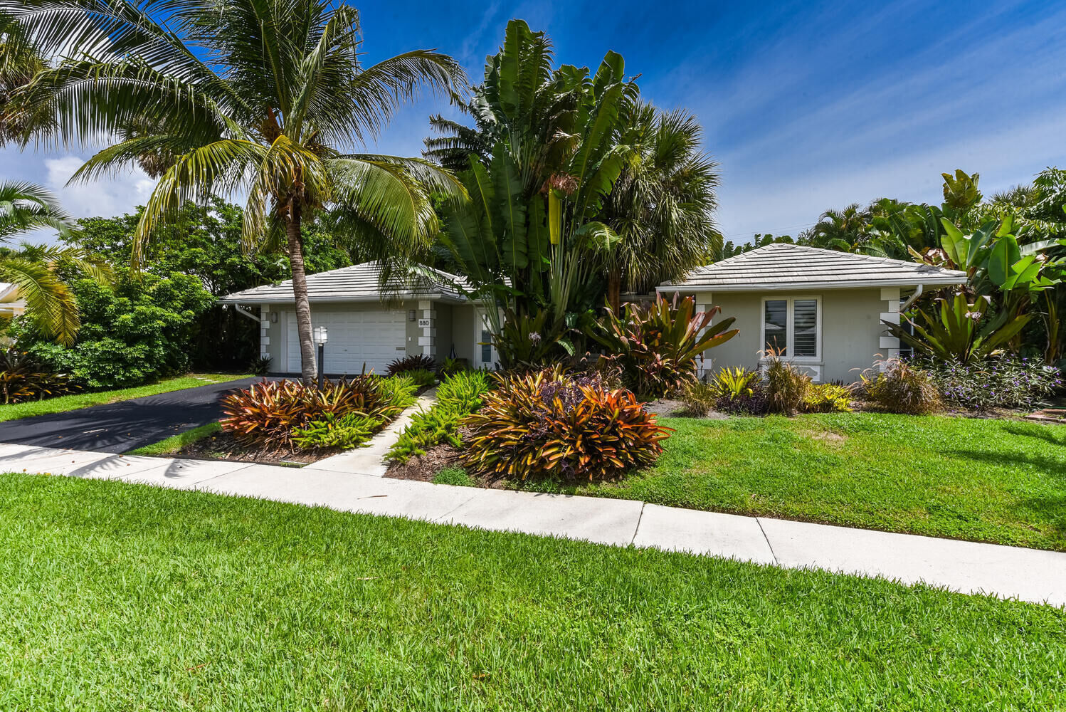 Property Photo:  880 Hickory Terrace  FL 33486 